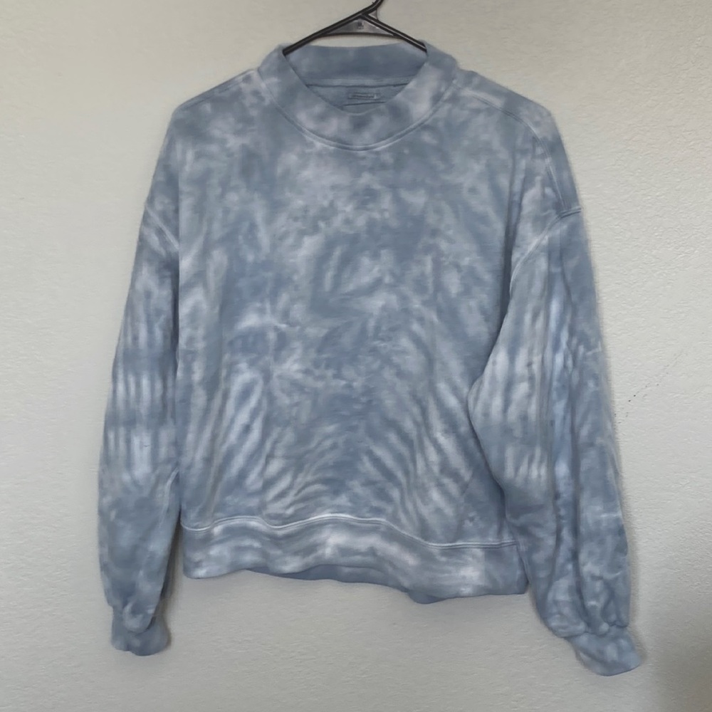 Tie Dye Mock Neck Crop Sweatshirt